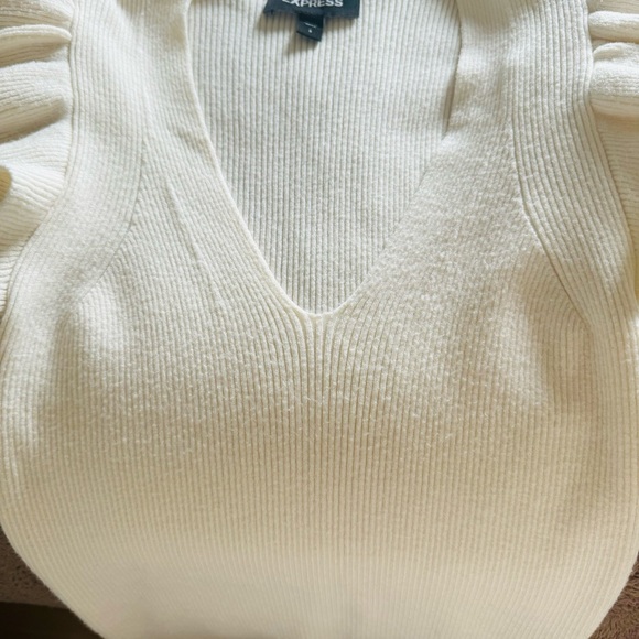 Express ribbed v neck ruffled sleeves top color offwhite size S - Picture 4 of 4